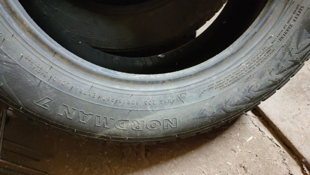 Продам шипы комплект в хорошом сост