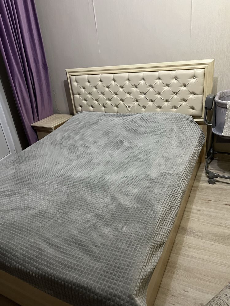 Кровать с матрасом недорого, срочно торг