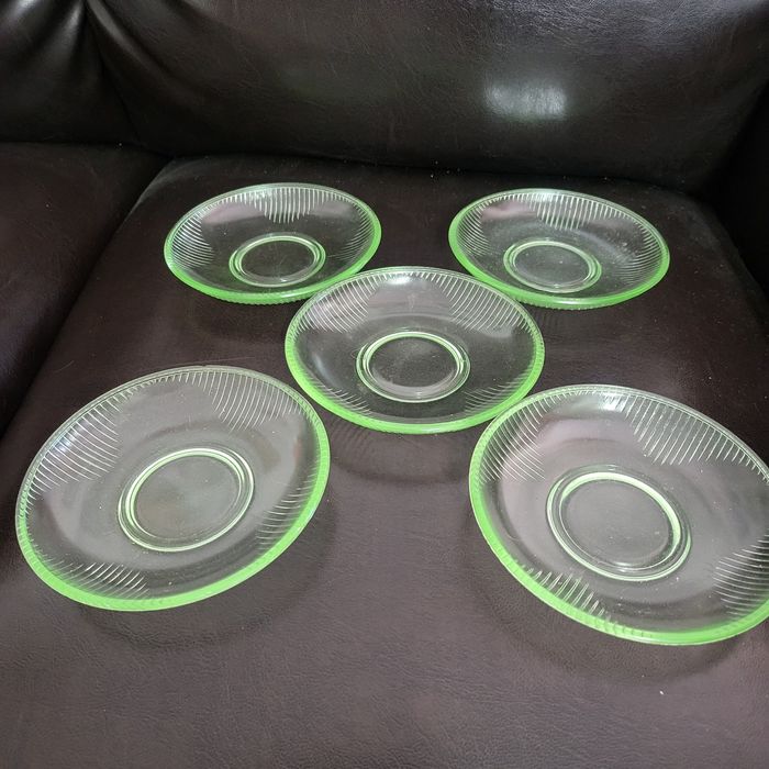 Set farfurii de uraniu