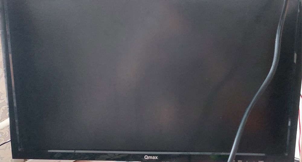 Продам монетор Qmax