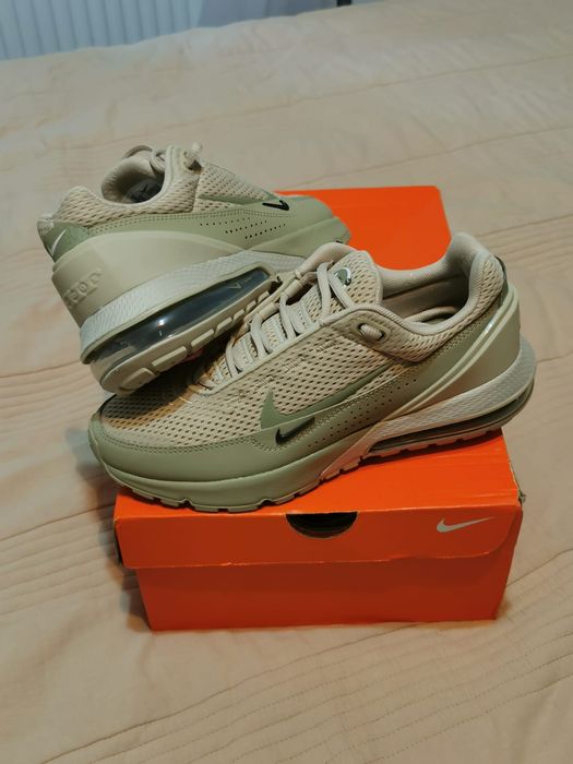 Adidasi Nike Air Max Pulse noi