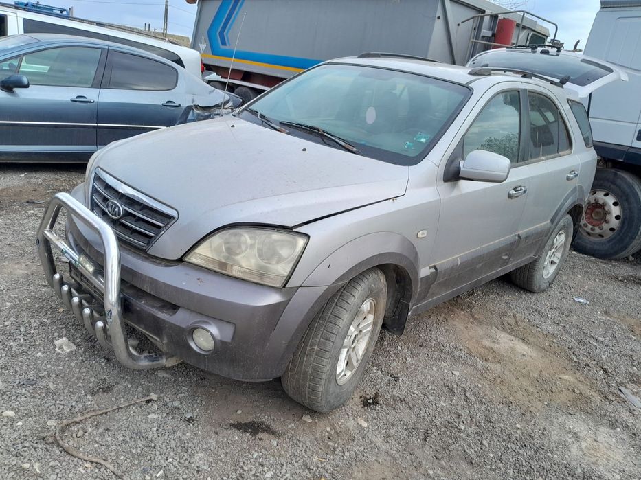 Dezmembrari  Kia SORENTO 1 (JC)  2002  > 0000 2.5 CRDi Motorina