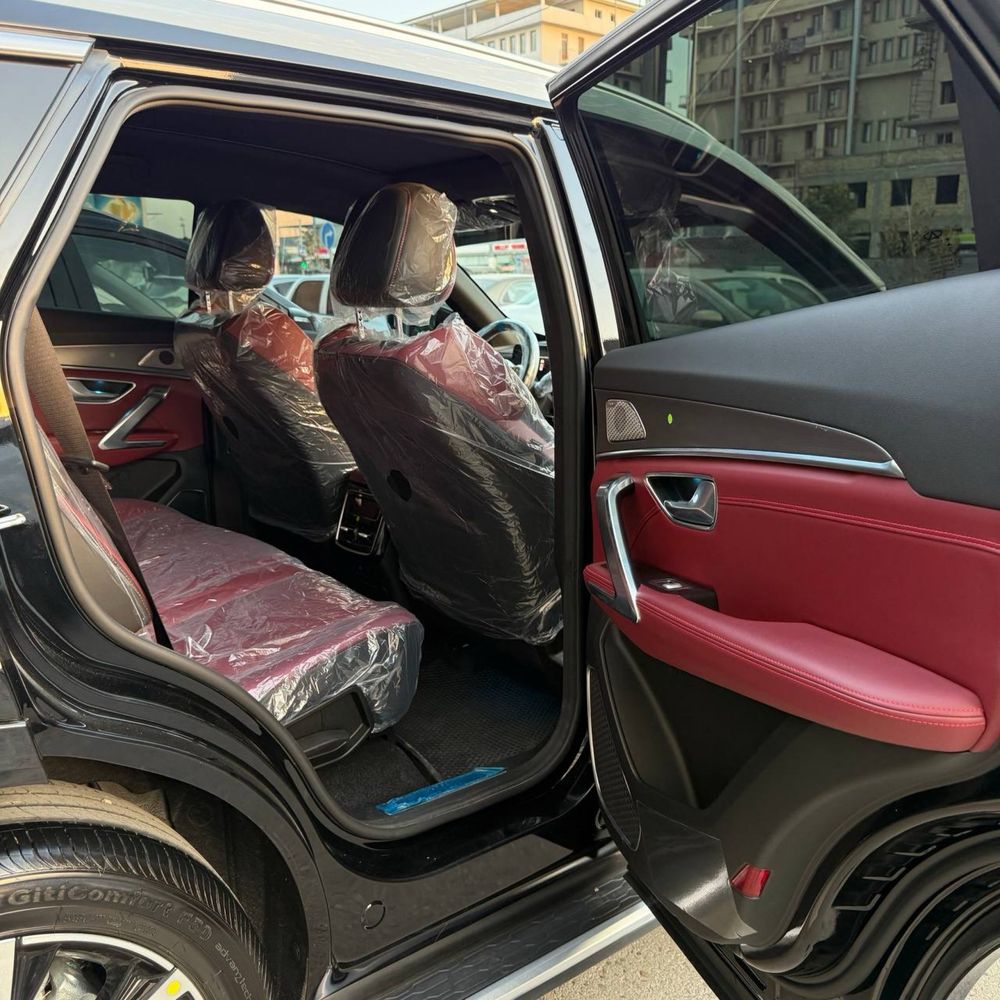 Jetour X70+ Дубаи срочно сотилади