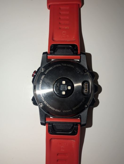 Garmin Fenix 5X Sapphire Port Incarcare DEFECT