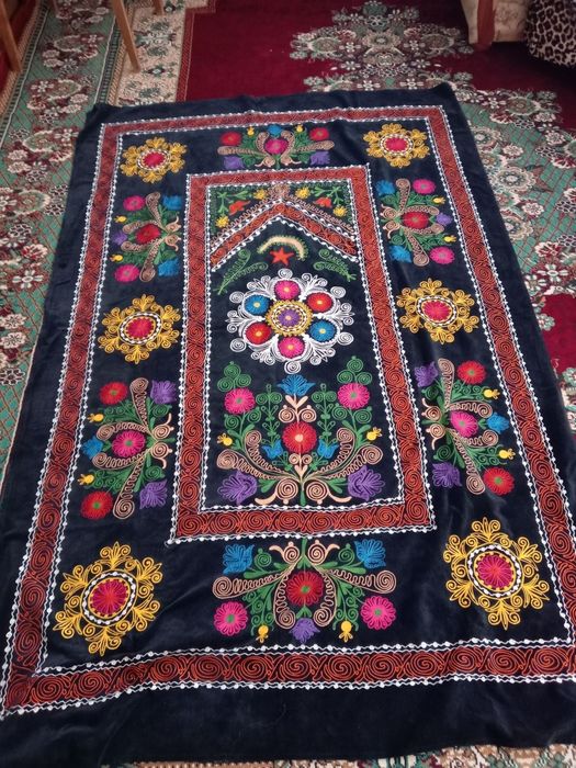 Albaniskiy Palaklar antikvar