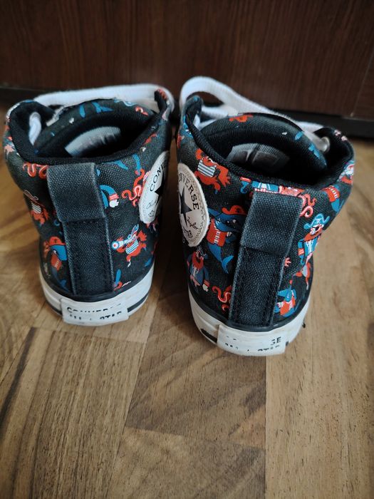 Кецове Convers 35