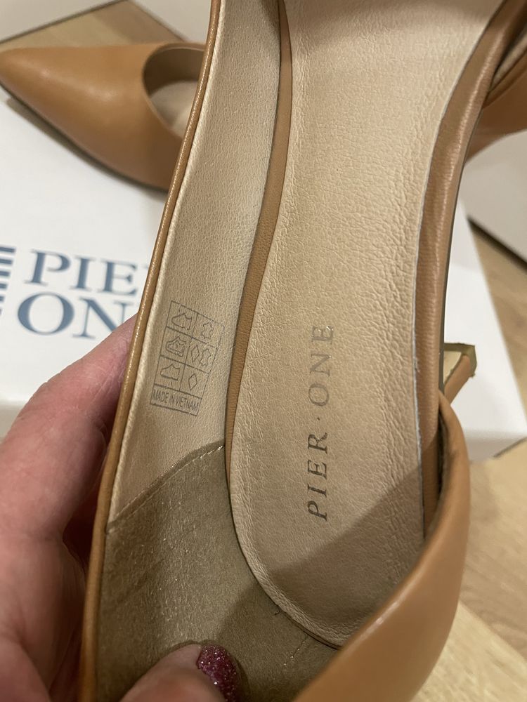 Токчета Pier one естествена кожа