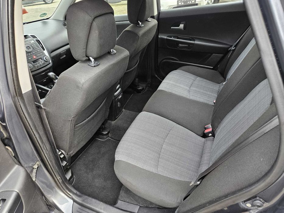 Kia Ceed an 2011 Euro 5 1.6 diesel 228.000 km istoric la zi, Climă etc