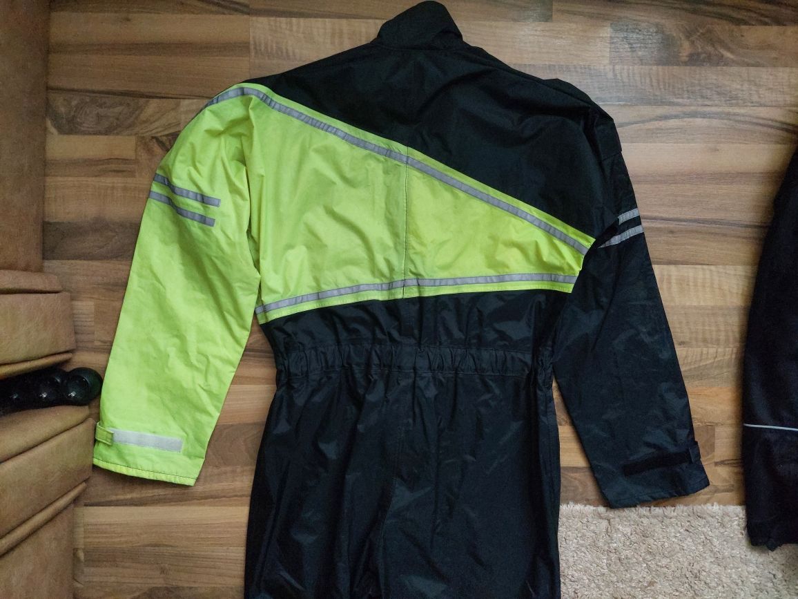 Costum,combinezon de ploaie,impermeabil, M