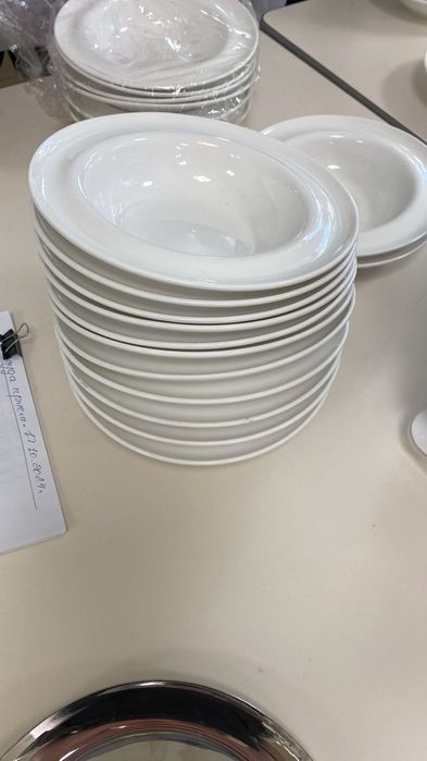 Посуда столы фуршетные банкетные Текстиль бокалы Казаны  в Аренду  в А