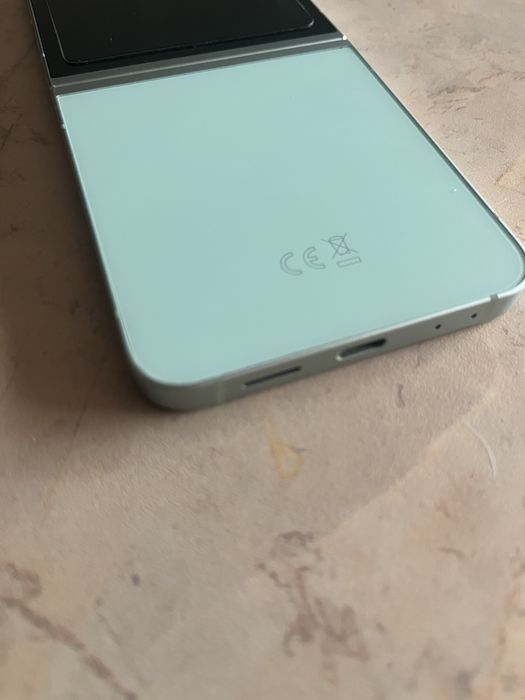 Самаунг флип 6/ samsung flip 6