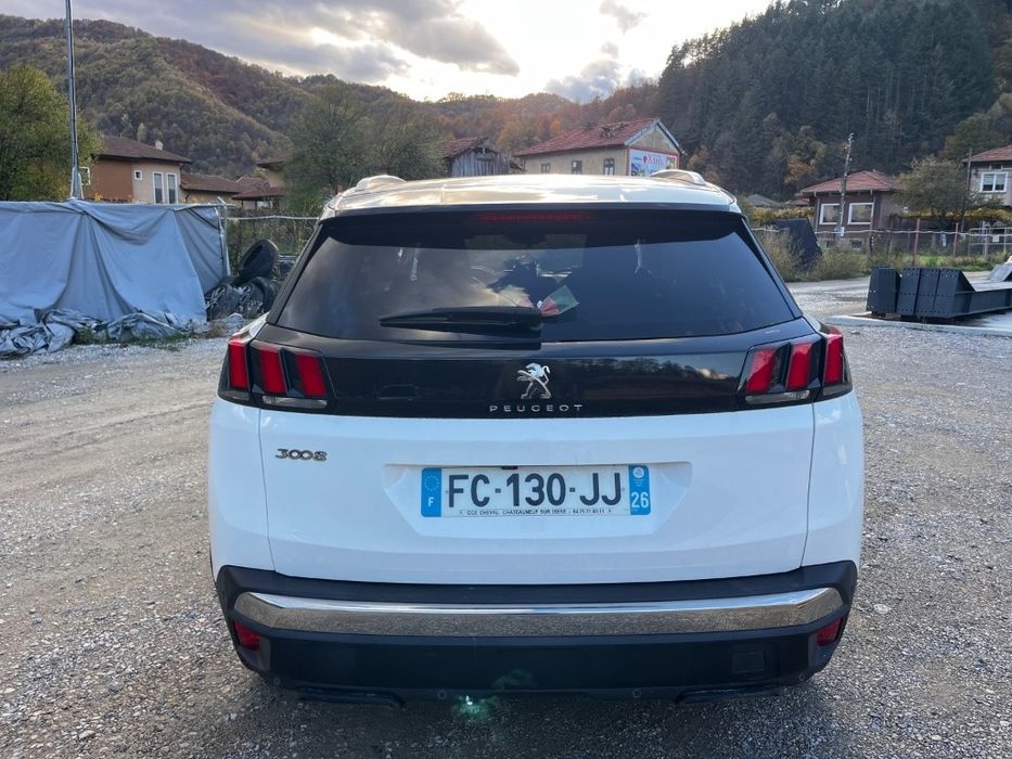 Peugeot 3008 / 1.2 131 hp 2019 на части