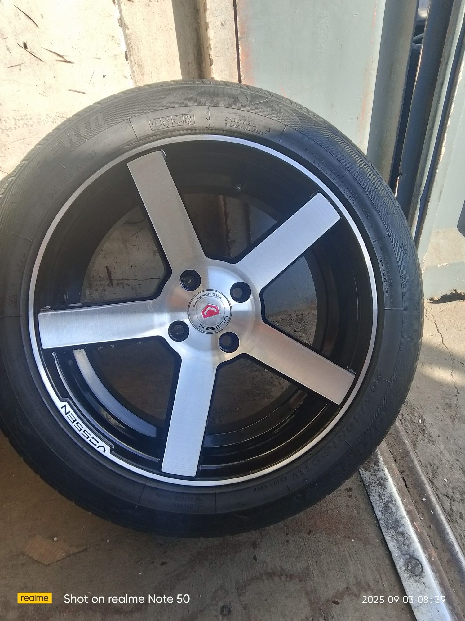 R16 vossen diska balon