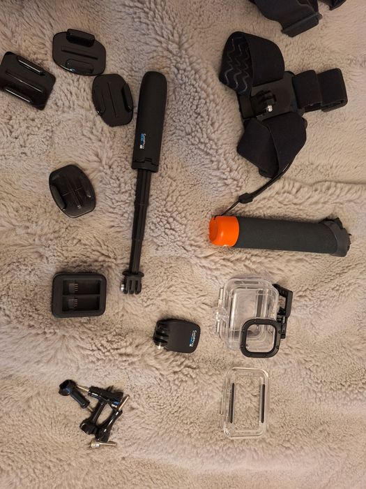 Go Pro Hero 9 + accesorii