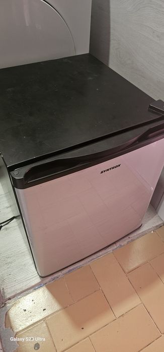 Мини хладилниче SYNTROX  Germany