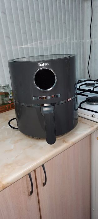 аэрогриль Tefal EY111B15