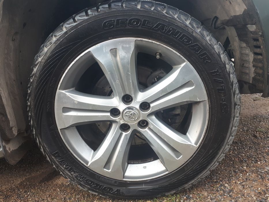 Шины. YOKOHAMA 245×55 R19