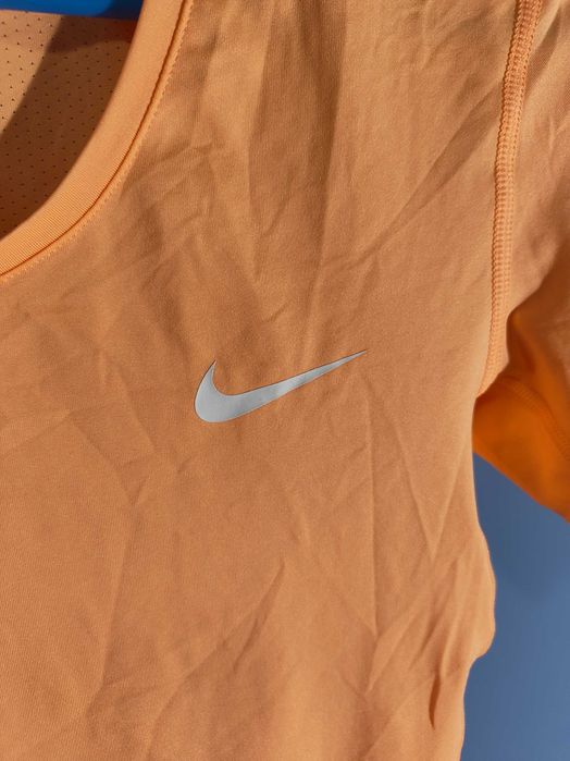 NIKE Тениска/Дамска S