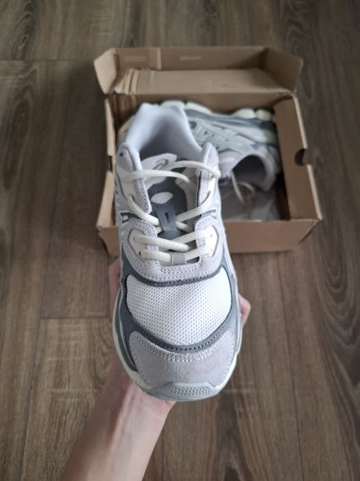 Adidasi Asics gel - 42,5