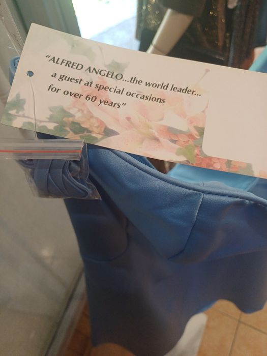 Rochie de nunta/eveniment/bal , noua cu eticheta