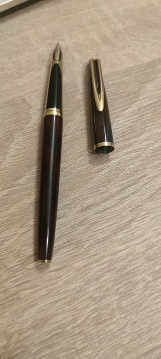 Stilou Waterman Carene penita aur 18k