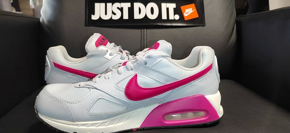 Nike Air Max Ivo, номер 38