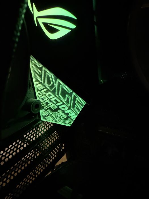 Геймърски компютър, RTX 2080, i7-9700k, 16GB RAM