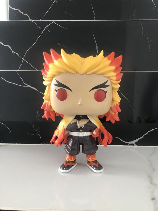 Figurină Funko POP! Demon Slayer Rengoku Kyojuro Mare!