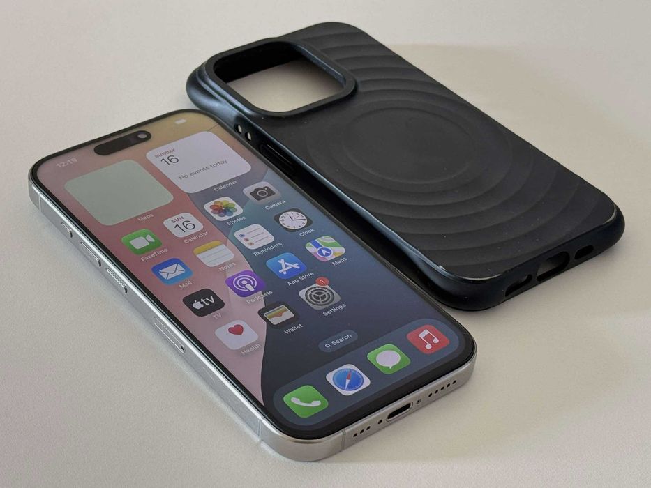 Бартер! iPhone 15 Pro White Titanium ( Бял ) 89% Батерия!