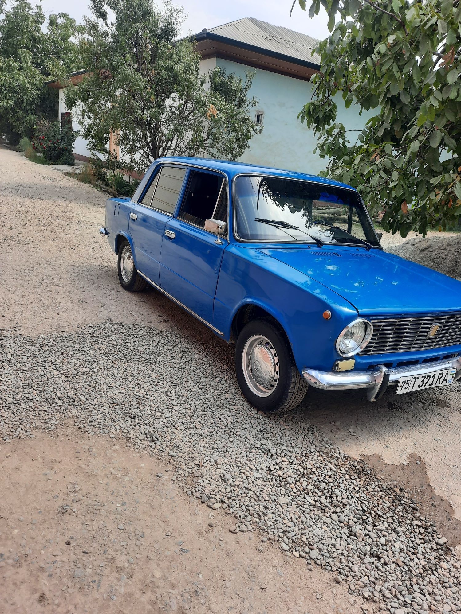 2101 sotiladi 1975.yil