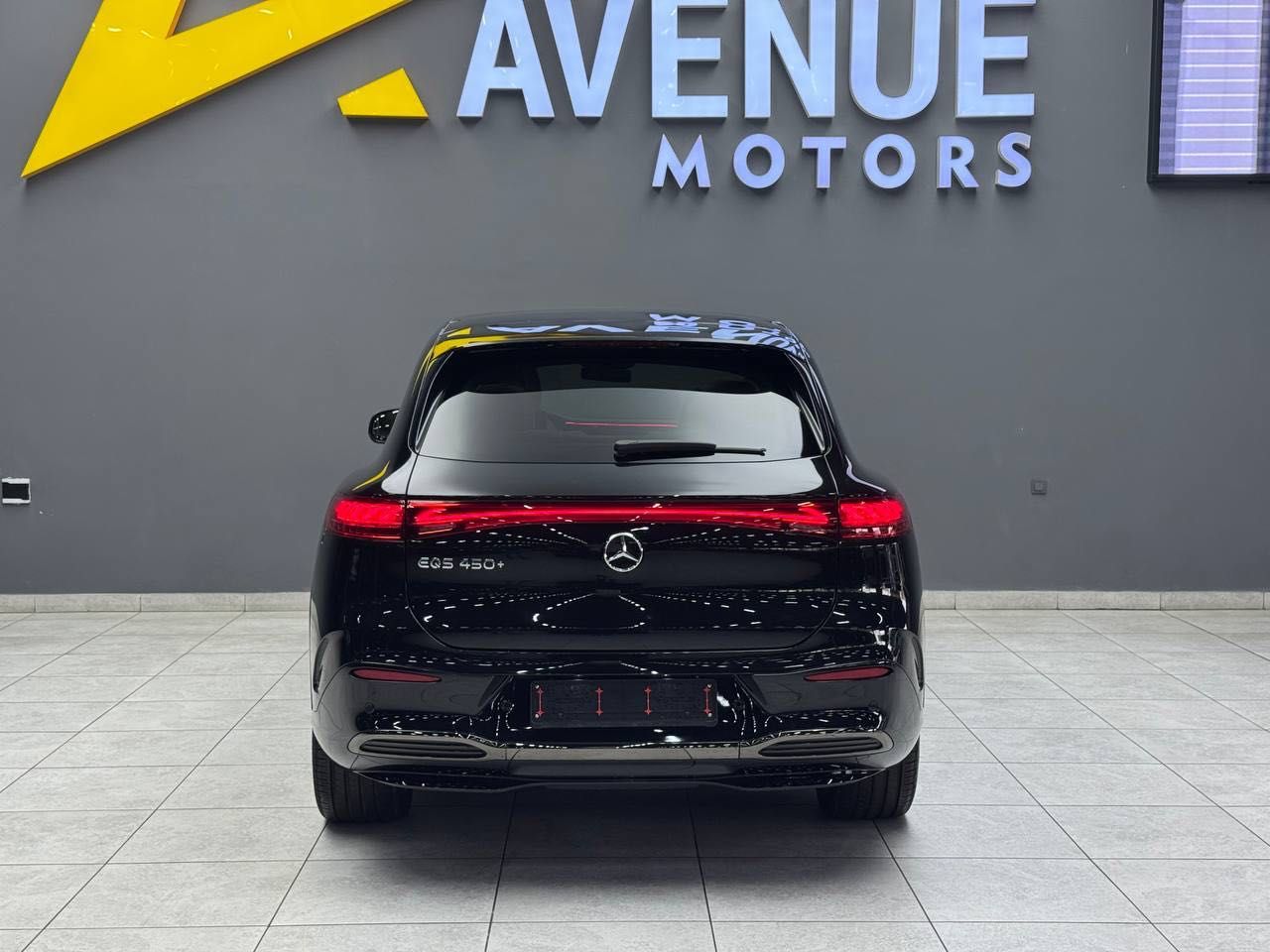 Mercedes Benz EQS 450+ SUV