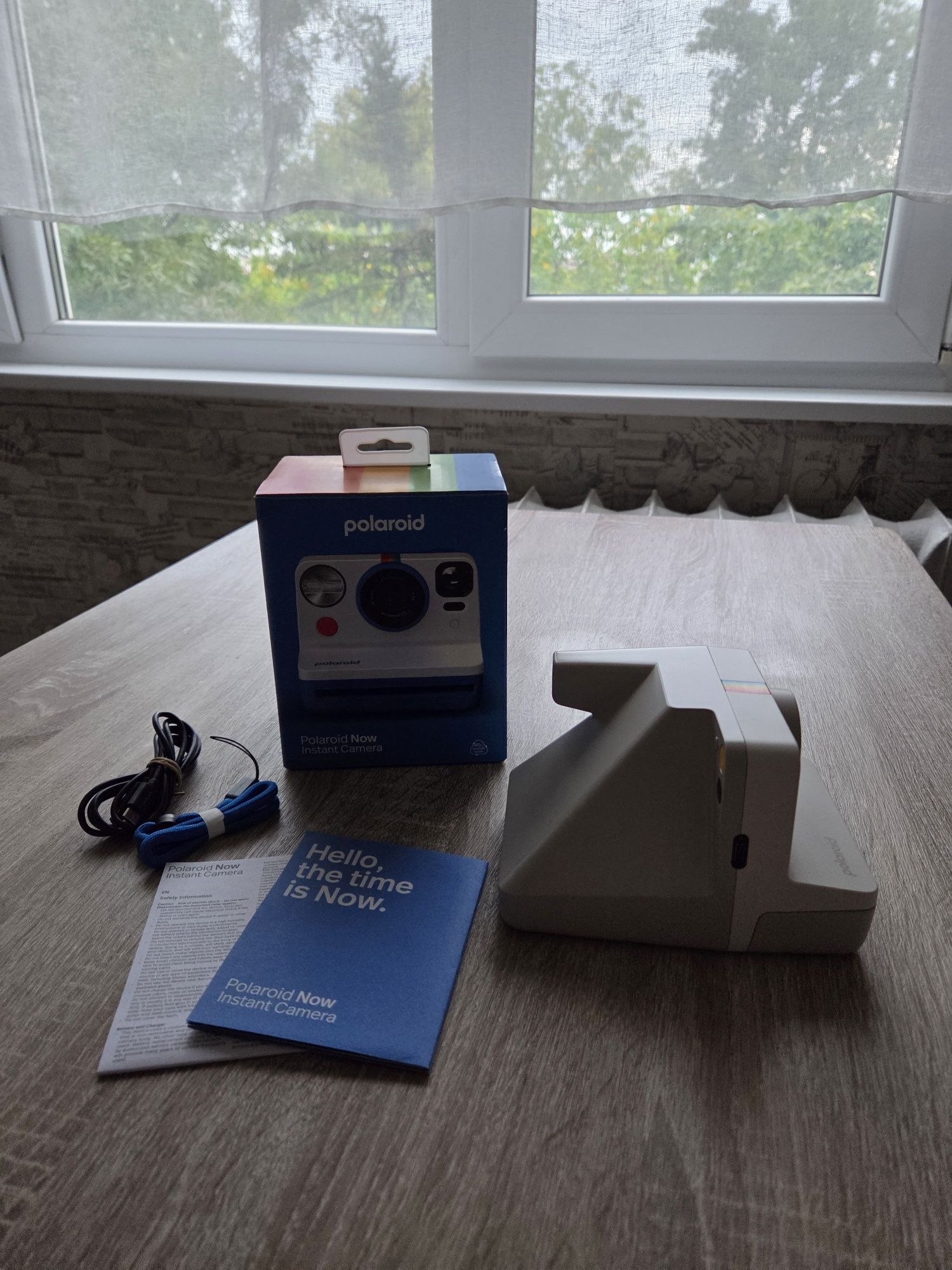 Фотоапарат за моментни снимки Polaroid - нов