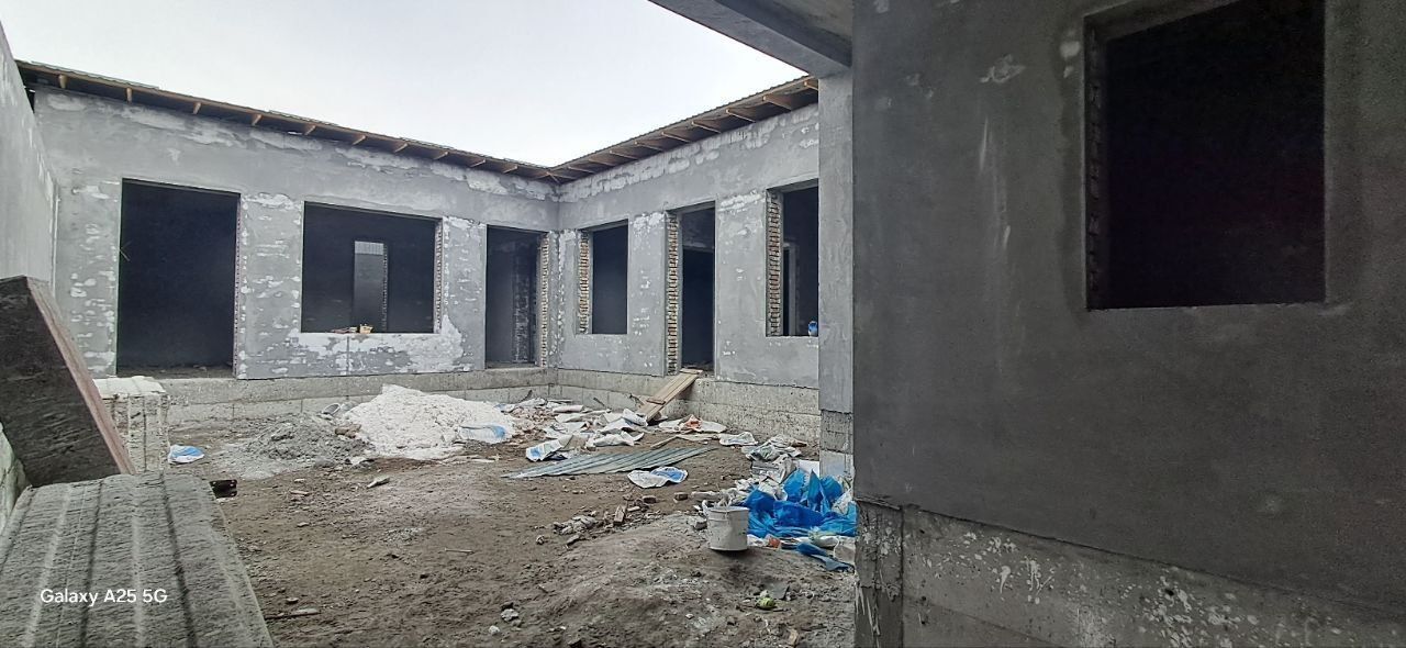Xovli  sotiladi 3.5 sotix