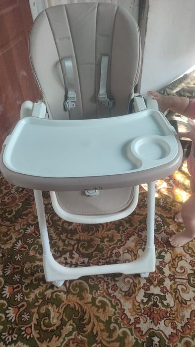 Продам стульчик для кормления