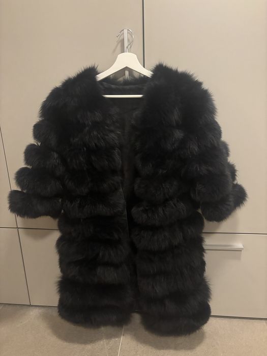 Палто естествен косъм може да се носи дълго и късо