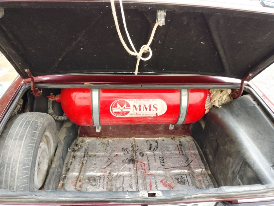 Jiguli moshin 25 milyon. Samarqand yili 1985 metan  benzin 011 mator