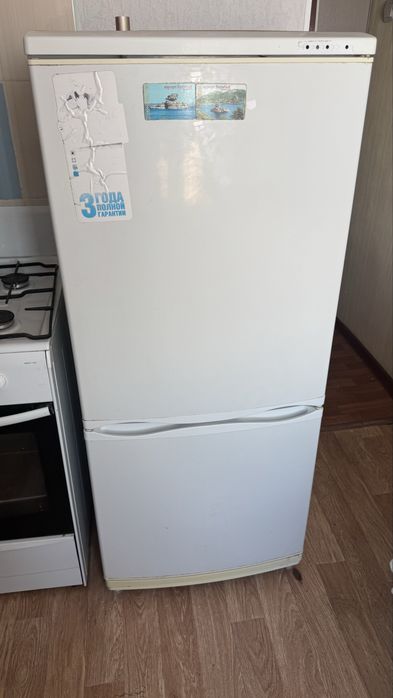 Продам холодильник Atlant
