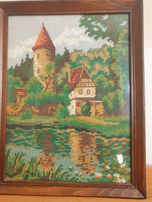 Гоблен- Замък в гората.