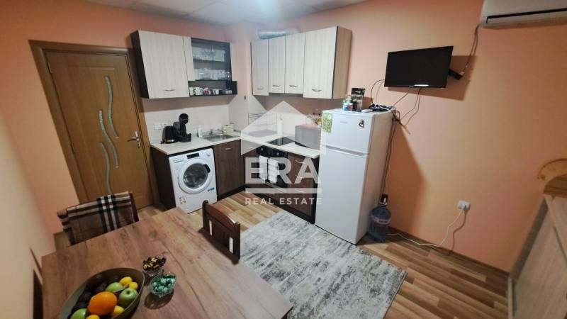 Двустаен апартамент в ж.к. Дружба 3