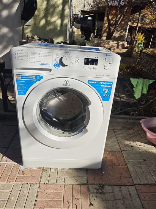 Индезит 7кг полностью рабочем состоянии