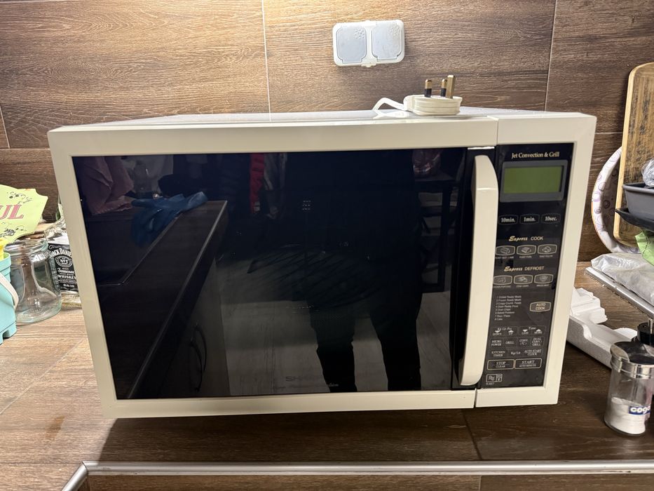 Sharp комбинирани печки конвектомат!