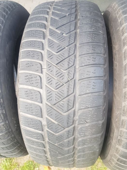 Vand 4 anvelope pirelli iarna m+s 235 55 17 dot 2018