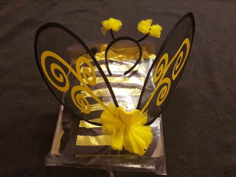 Perfect for party Rochiță albinuță adult nouă