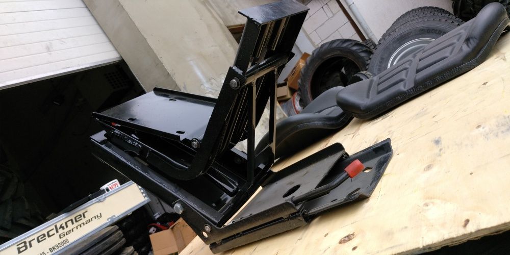 SCAUN BV57 nou de tractor prindere universala pentru u650 u445 8XYT