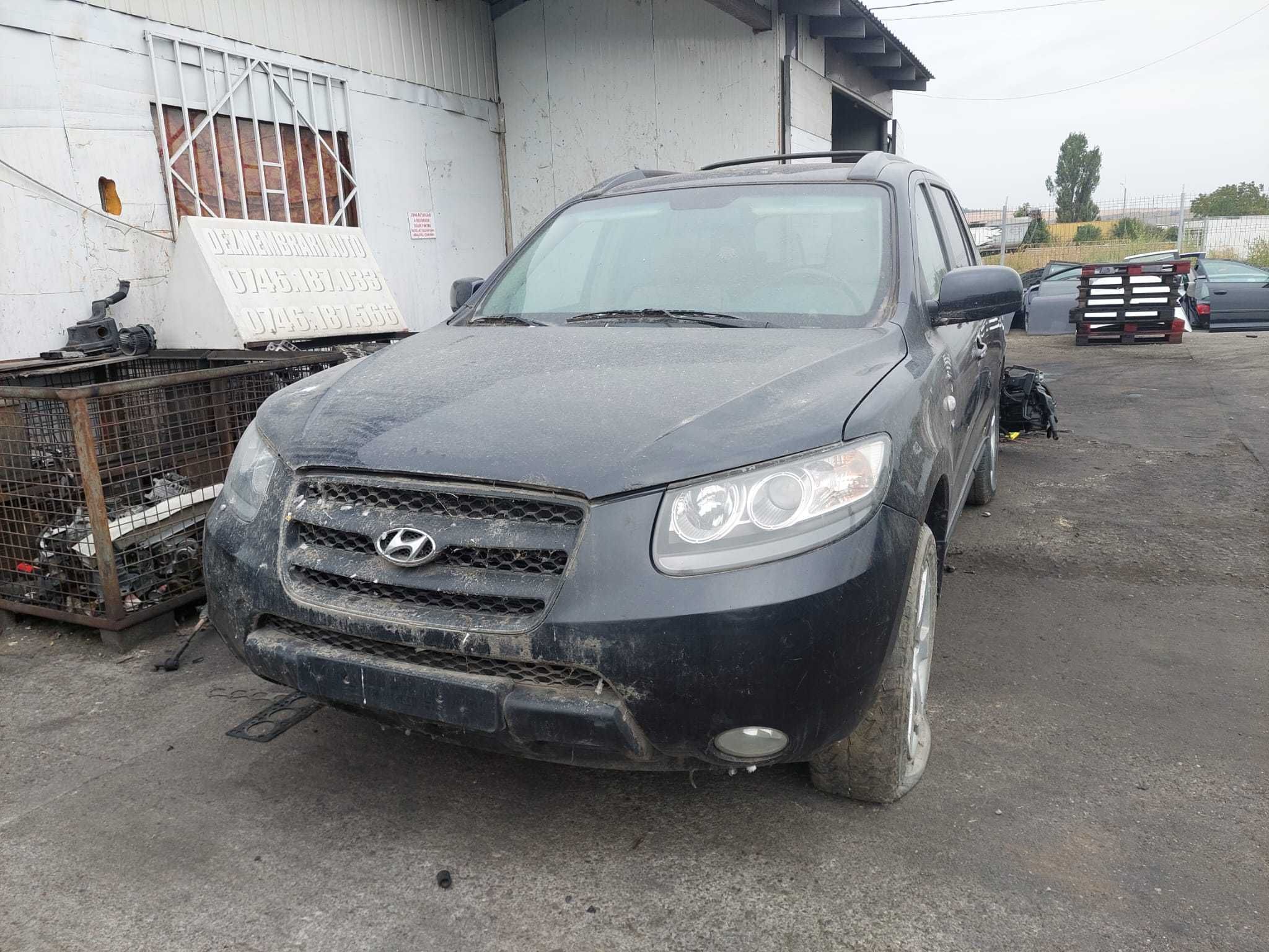 Dezmembram Hyundai Santa Fe, an 2008,  2,2 Diesel, cutie automata