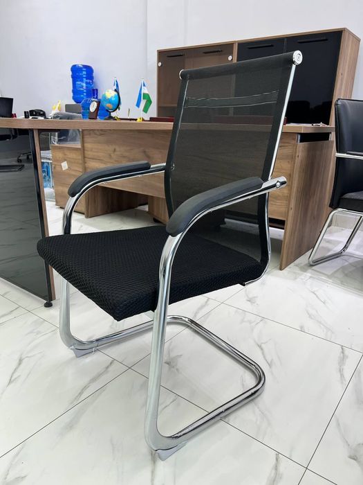 офисное кресло model vezitor 1185