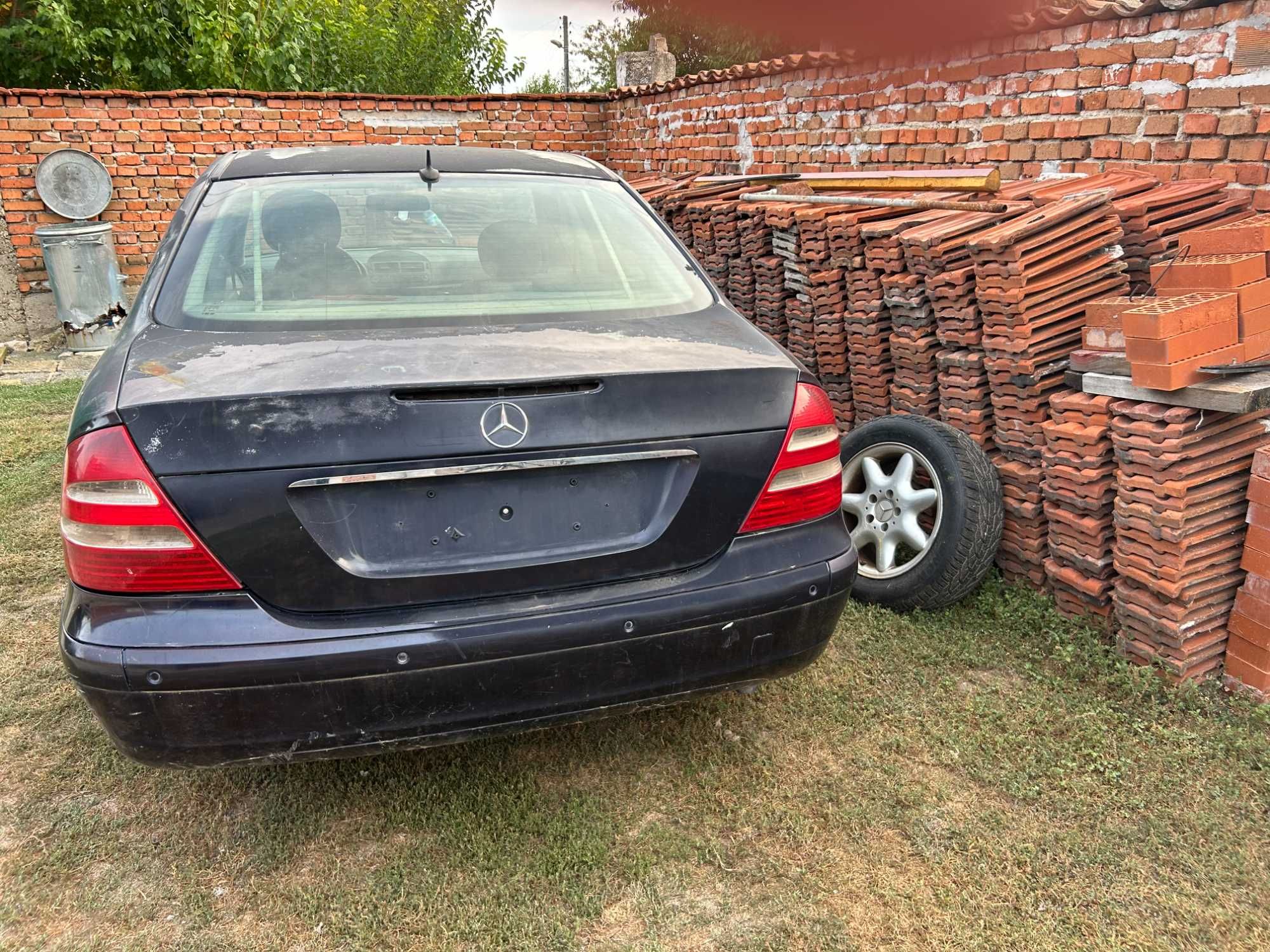 Продавам Mercedes w211 на части