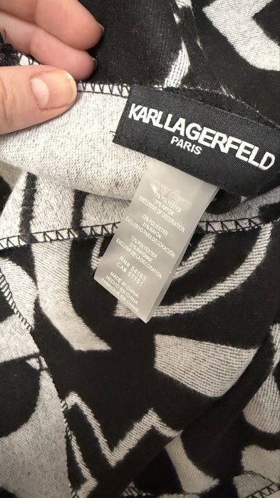 Шал шапка Karl Lagerfeld оригинални