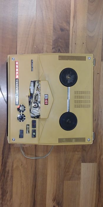 Magnetofon Tesla B 41 functional mecanic