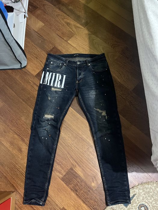 Vand blugi amiri marimea M barbati